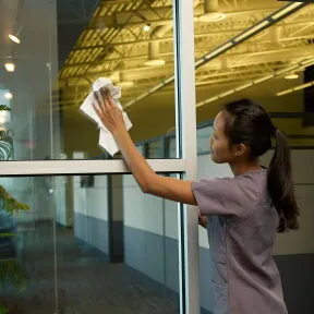 Törlopapír tekercses Adv. / 5.