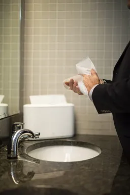 Kéztörlo adagoló multifold pultra / 3.