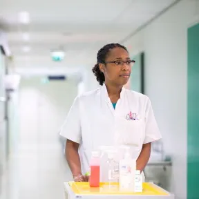 Kézfertotleníto gél 80ml zsebflakon / 5.