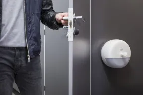 SmartOne toalettpapír adagoló / 5.