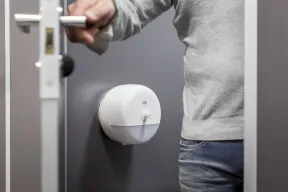 SmartOne toalettpapír adag. kistek. / 7.